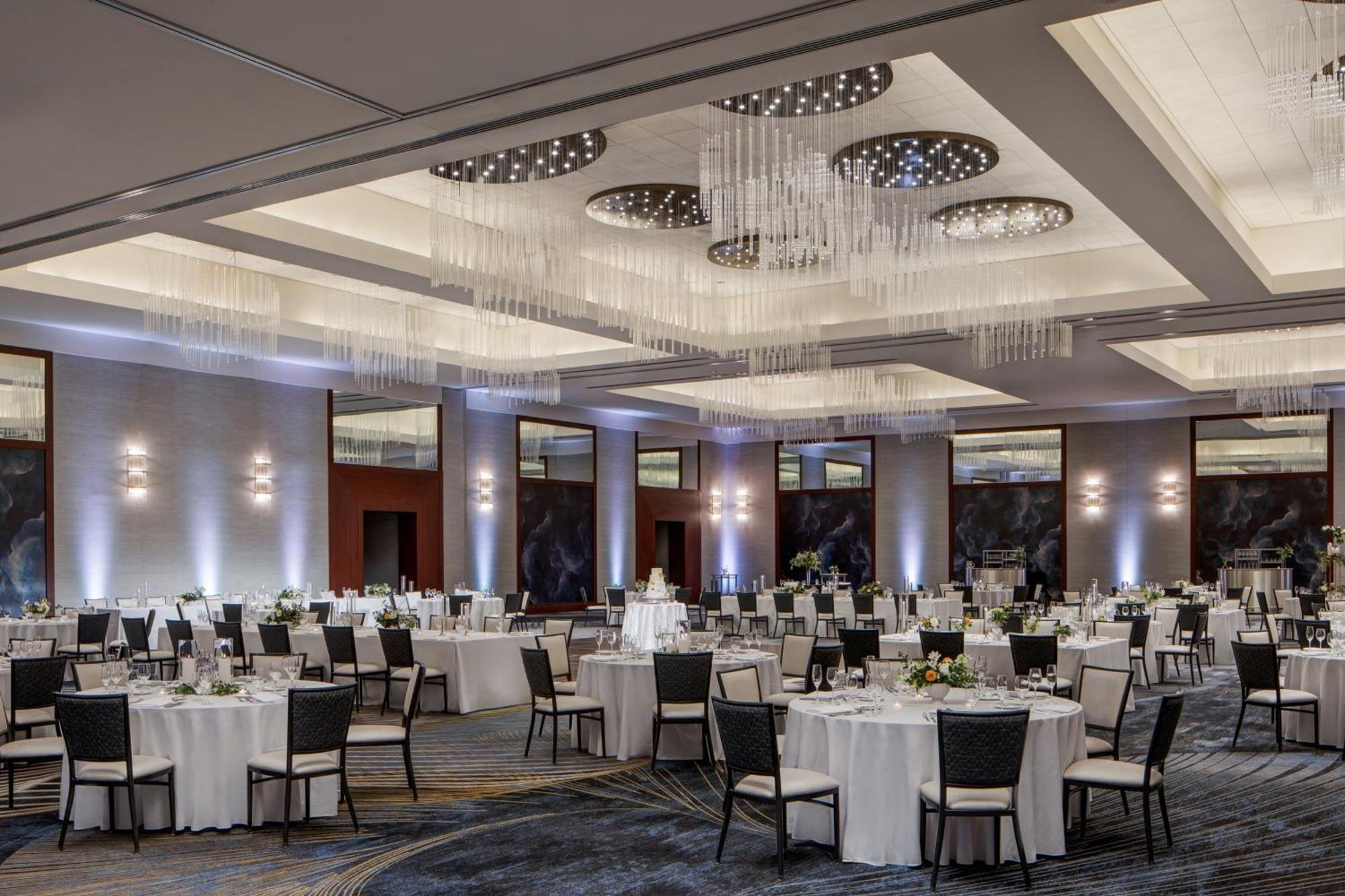 Jw Marriott Grand Rapids Hotel Buitenkant foto
