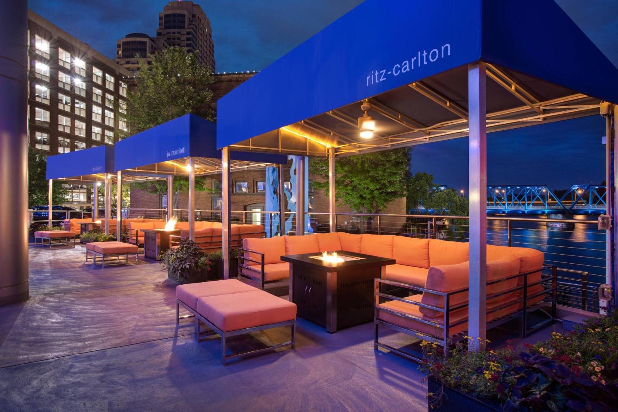 Jw Marriott Grand Rapids Hotel Buitenkant foto