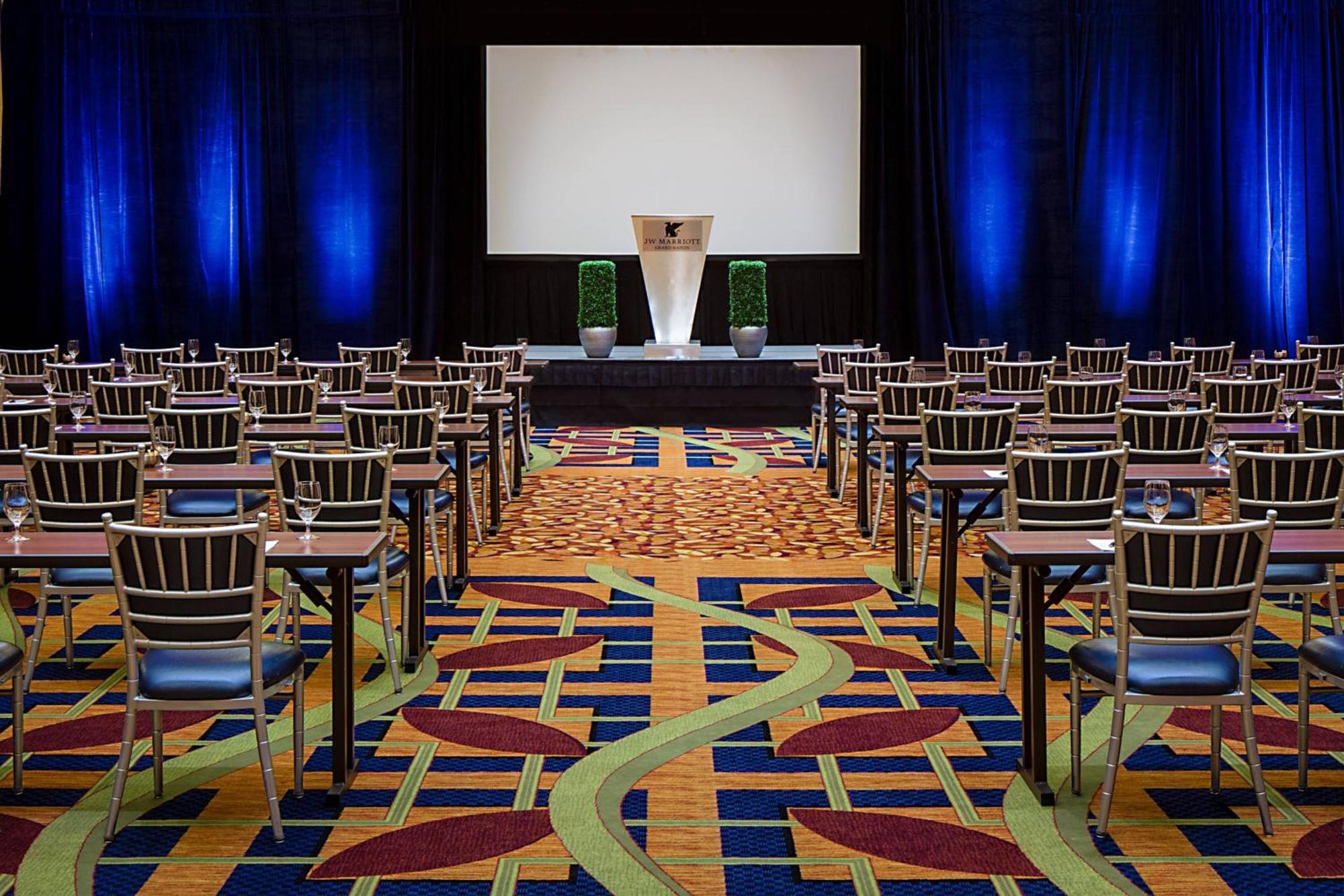 Jw Marriott Grand Rapids Hotel Buitenkant foto